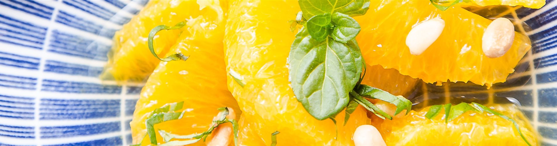 Orangensalat mit Orangenminze Orangensalat mit Orangenminze