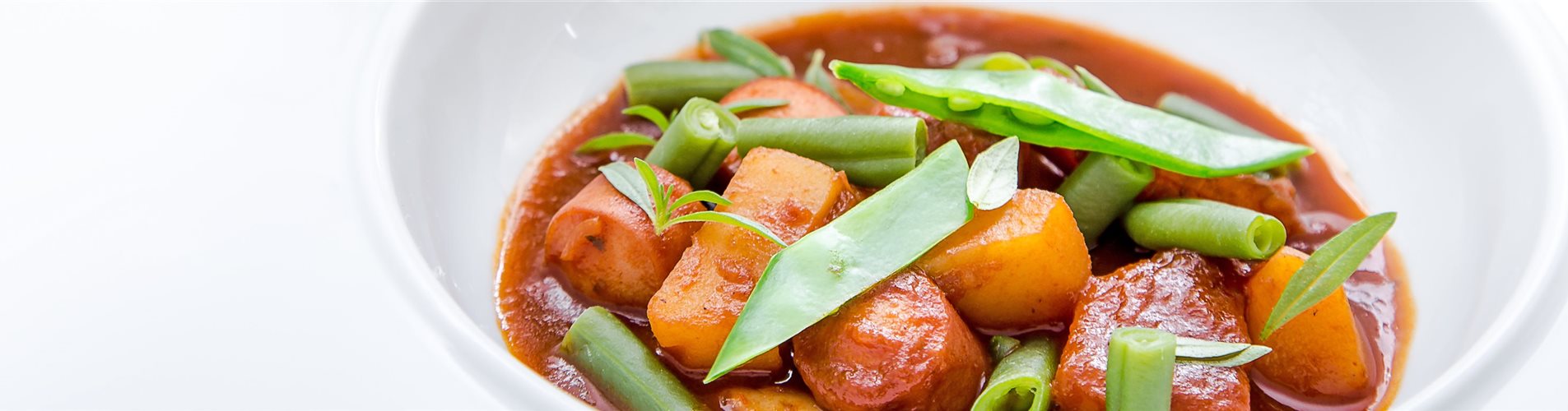 Kartoffelgulasch mit Majoran Kartoffelgulasch mit Majoran