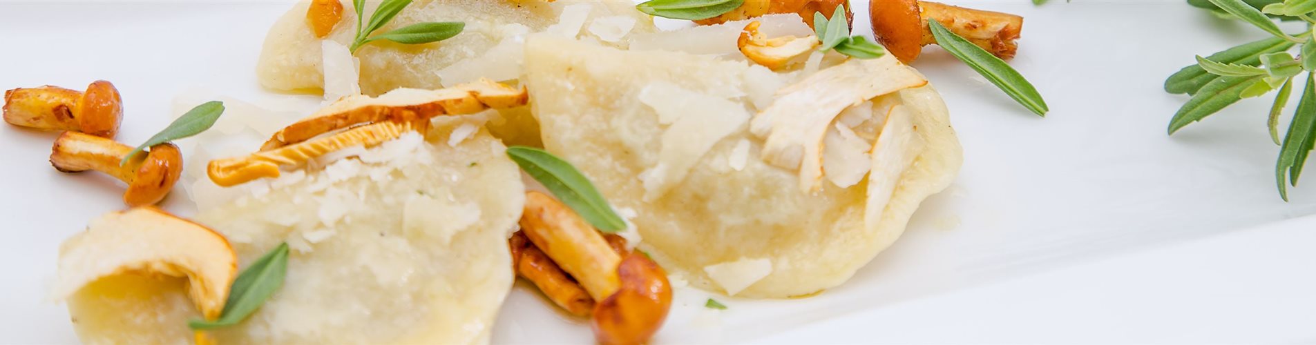 Schwammerltascherl mit syrischer Majoran