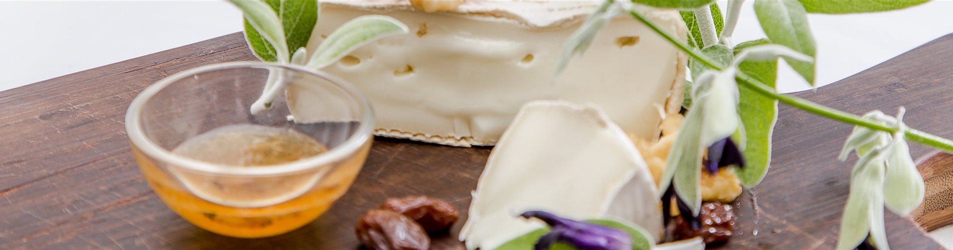 Salbeihonig mit Käse Salbeihonig mit Käse