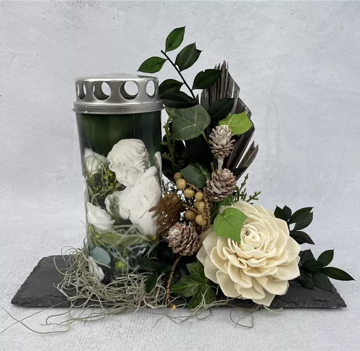 Urnen Arrangement Schieferplatte mit Kerze