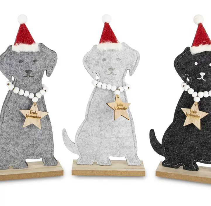Hund mit Santamütze aus Filz