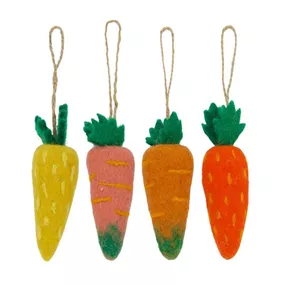 Karotte aus Wolle zum Hängen