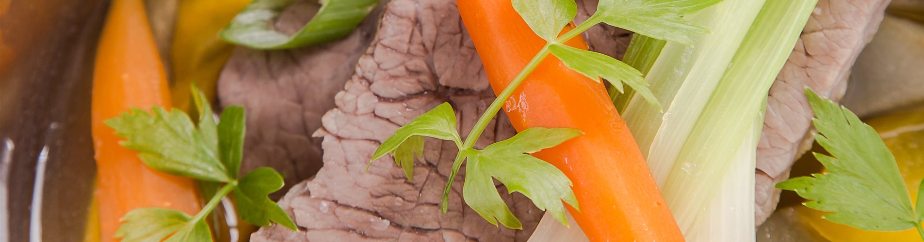 Liebstoeckel_mmg-design-124-0-2311-3648-2052 Liebstoeckel_mmg-design-124-0-2311-3648-2052