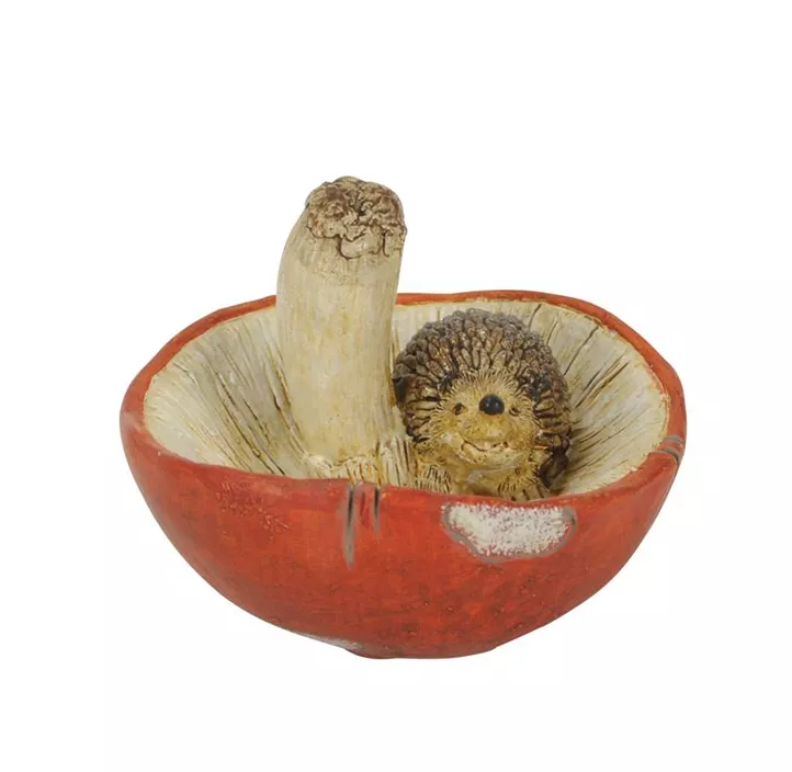 Igel auf Pilz