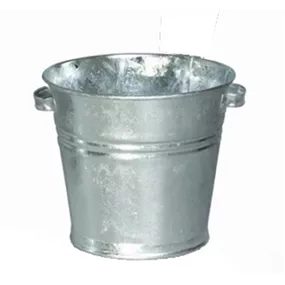 Eimer mit Blechgriff