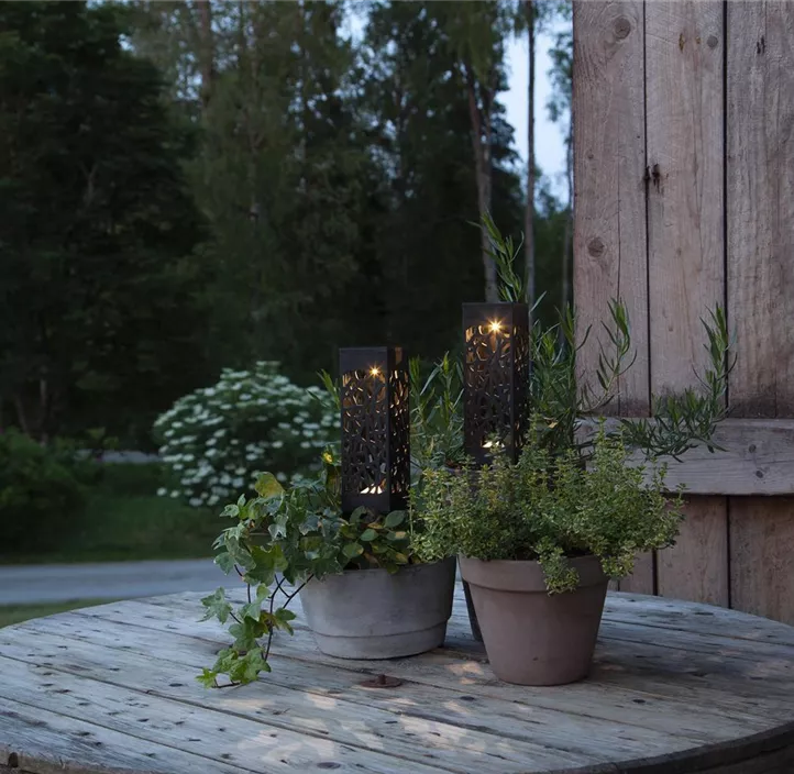 Solar-Steckleuchte Izola, 2er-Set, LED