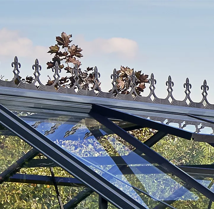 Dachfirstverzierung Premium 13,0m² und Gärtner 16,