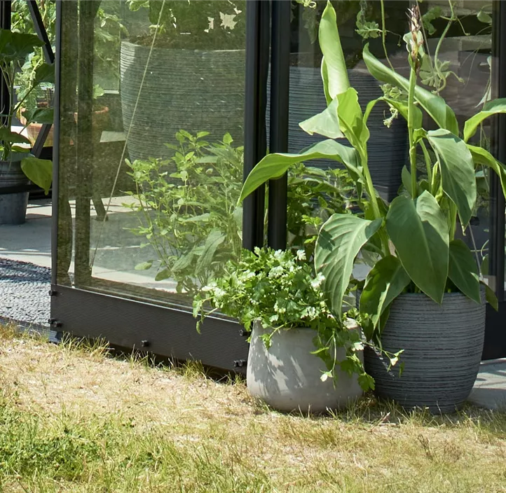 Fundament Qube Lean-to 68 - schwarz