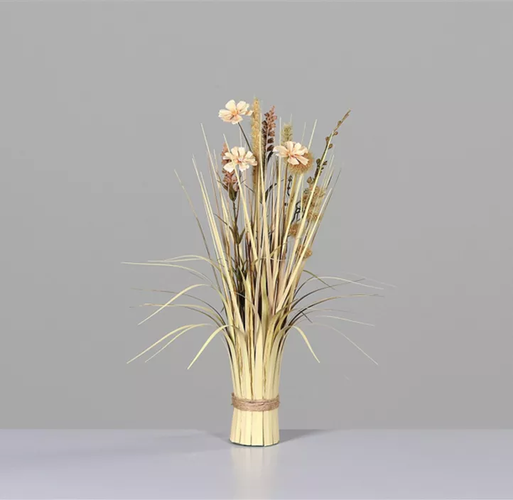 Stehgras Wiesenblumen
