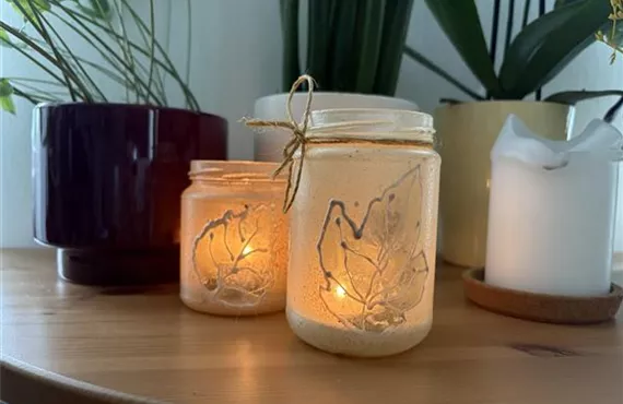 DIY Windlicht Herbst - Gemütliche Momente Zuhause.jpeg DIY Windlicht Herbst - Gemütliche Momente Zuhause.jpeg
