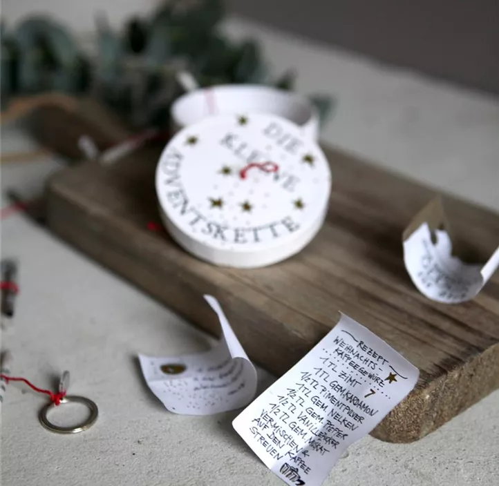 Adventskalenderkette in der Dose Adventskalenderkette in der Dose