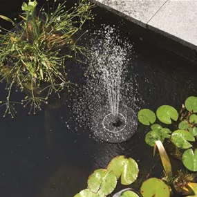 Solar Springbrunnen schwimmend