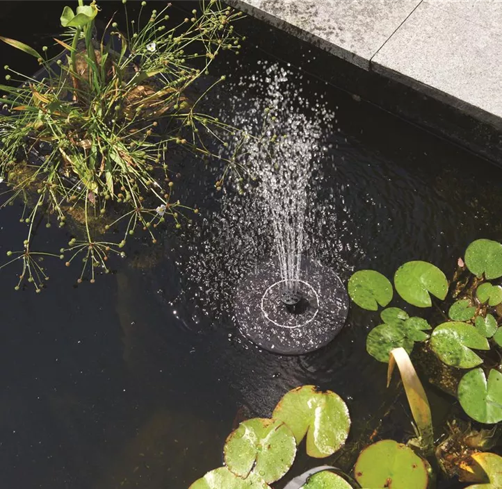 Solar Springbrunnen schwimmend