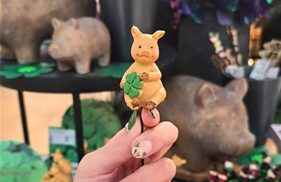 Silvester 2025 Glücksbringer Bild 1150 x 768 px (27).jpg