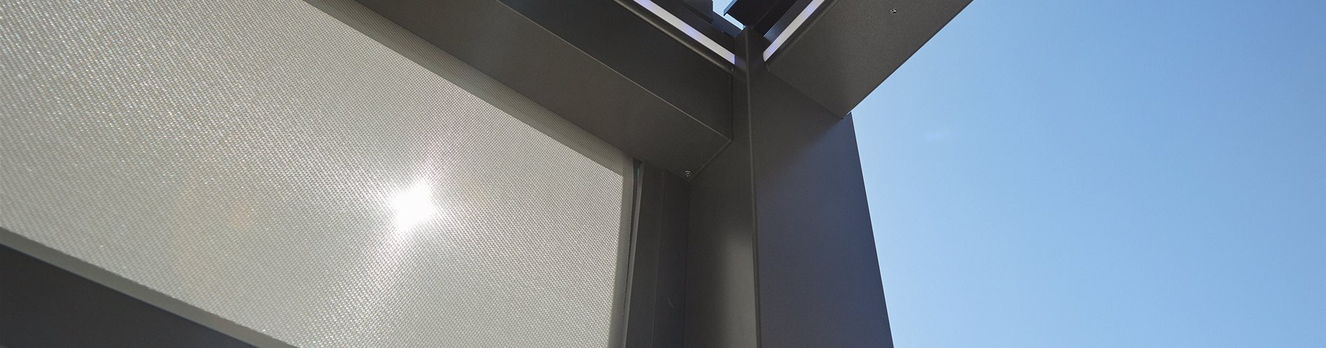 Sonnenschutzrollo_Pergola_Detail Sonnenschutzrollo_Pergola_Detail