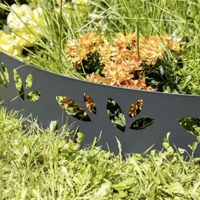 Rasen - und Gestaltungskante Blätter