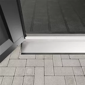 Bodenrampe 1fl. Innen / Außen