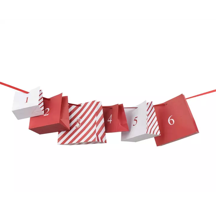Adventkalender Geschenktaschengirlande