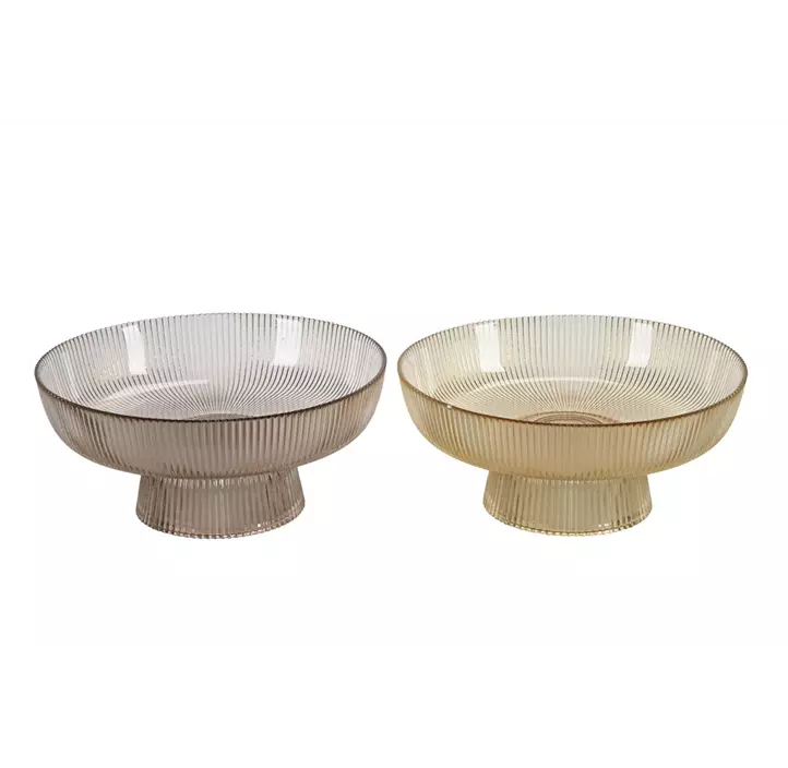 Schale auf Fuß besprühtes Glas